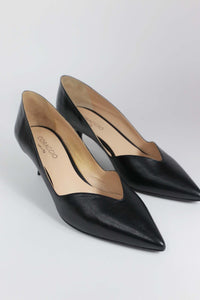 Gilda total black